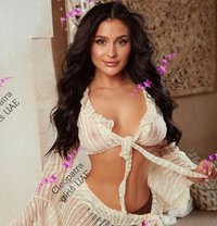 MELINDA CHARMING - escort in Abu Dhabi Photo 1 of 10