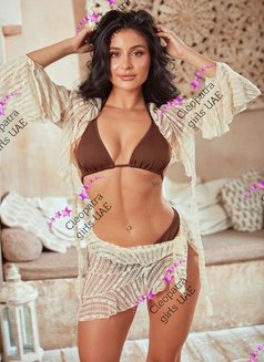 MELINDA CHARMING - escort in Abu Dhabi Photo 5 of 10