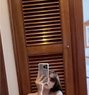 Melinda Anal/squirt queen - puta in Singapore Photo 9 of 14