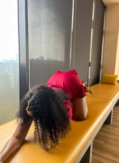 Meliora sexy - puta in Kuala Lumpur Photo 9 of 12