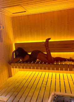 Meliora sexy - puta in Kuala Lumpur Photo 12 of 12