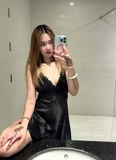 Melisa - escort in Jakarta Photo 2 of 4