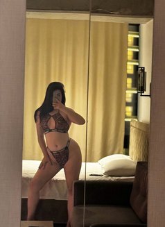 Melisa - escort in Bangkok Photo 1 of 15