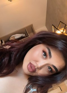 Melisa - escort in Bangkok Photo 3 of 15