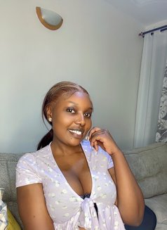 Melisa - puta in Nairobi Photo 3 of 3