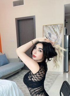 Melisa Mimmii - puta in Dubai Photo 6 of 8