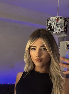 Melissa - Acompañantes transexual in İstanbul Photo 7 of 8