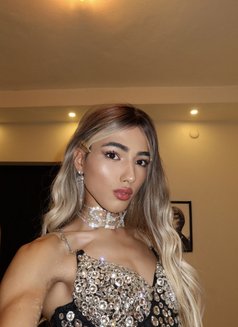 MELISSA - Male escort in İstanbul Photo 28 of 30