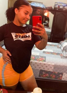 Melissa - escort in Kuwait Photo 2 of 2