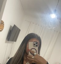 Melissa🇧🇷 - escort in Cannes