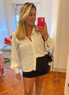 Melissa Cabral - escort in Lisbon Photo 8 of 9