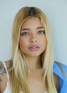 Melissa Castro - escort in São Paulo Photo 5 of 16