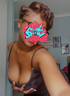 Melissa Escort and Videos - escort in Nairobi Photo 3 of 3