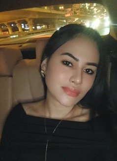 Melissa - puta in Dubai Photo 6 of 8