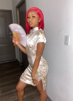 Melissa - escort in Beirut Photo 3 of 4