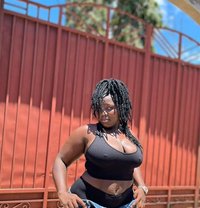 Melissa - escort in Guangzhou Photo 4 of 5