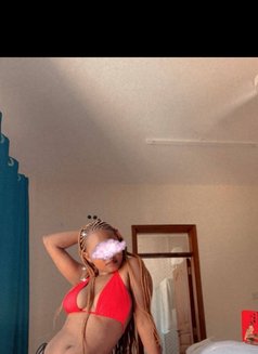 Melissa - puta in Nairobi Photo 4 of 4