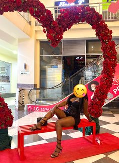 Melissa - companion in Nairobi Photo 4 of 4