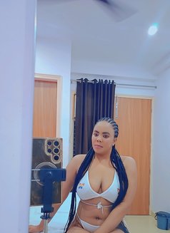 Melissa - adult performer in Kampala Photo 2 of 5