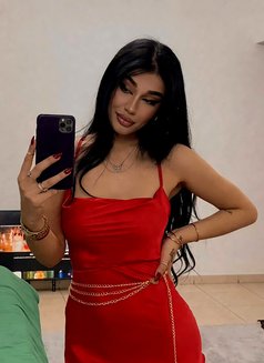 Melissa - escort in Dubai Photo 7 of 8