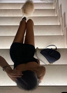 Mellisa 19 - puta in Dubai Photo 3 of 6