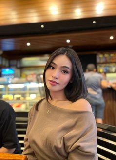 Mellisa just arrived - puta in Yokosuka Photo 6 of 7