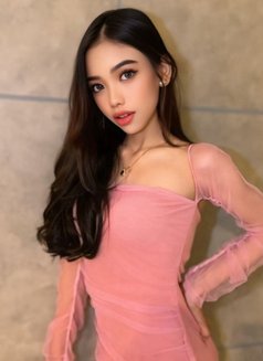 Mellisa Lula - new comer - escort in Singapore Photo 17 of 19