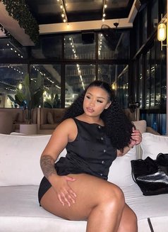 Mellisa - puta in Ahmedabad Photo 2 of 7