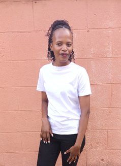 Mellow - escort in Johannesburg Photo 3 of 4