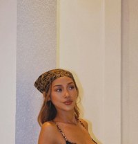 Melly - escort in Bali