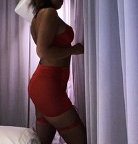 Melly - puta in Hong Kong Photo 3 of 6