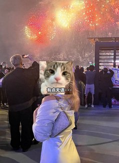 Melly - puta in Hong Kong Photo 3 of 7