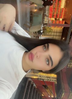 Melo - Transsexual escort in Beirut Photo 9 of 11