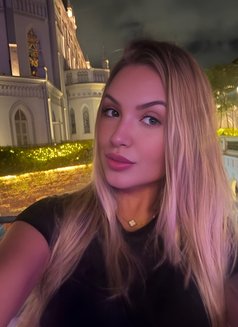 Melody Lopes - escort in Singapore Photo 19 of 21