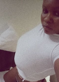 Melody - escort in Port Harcourt Photo 3 of 12