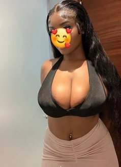 MELON BOOBS EMILLY NEW ARIVAL FROM CONGO - escort in Ahmedabad Photo 4 of 4