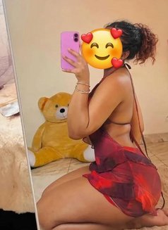 Bouncy boobs Nicki/Real Meet & camshow - puta in Hyderabad Photo 2 of 4