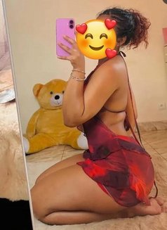 Bouncy boobs Nicki/Real Meet & camshow - puta in Hyderabad Photo 4 of 4