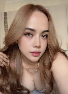 Melon Bowsher - masseuse in Muscat Photo 8 of 12