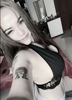 Melon - puta in Montenegro Photo 3 of 5