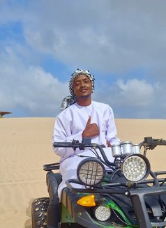 Melvin - Male escort in Nairobi Photo 5 of 10