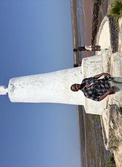 Melvin - Male escort in Nairobi Photo 6 of 10