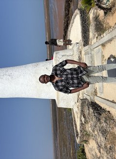 Melvin - Male escort in Nairobi Photo 7 of 10