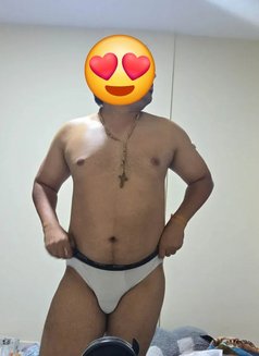 Melwyn Dcruz - Acompañantes masculino in Dubai Photo 2 of 3