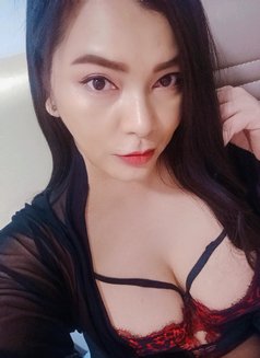 Memi Memi - puta in Muscat Photo 6 of 7