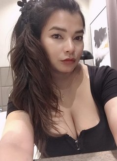 Memi : relax with me body massage - escort in Muscat Photo 3 of 11