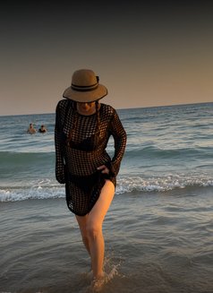 Memo - Transsexual escort in Beirut Photo 16 of 18