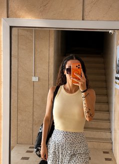 Memo - Transsexual escort in Beirut Photo 17 of 18