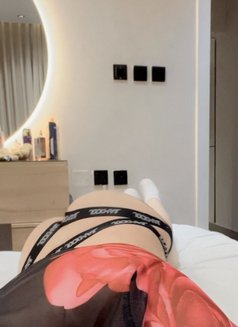 Memô - Male escort in Riyadh Photo 4 of 7
