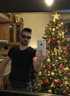 Master Straight Serious In short, a one- - Male escort in Beirut Photo 10 of 16